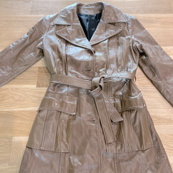 Vintage leather trench coat size 4 super cute! - Picture 1 of 7